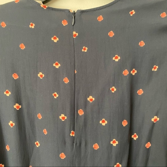 H&M | Lyocell Blend Belted Midi Dress Navy Floral - Picture 7 of 8